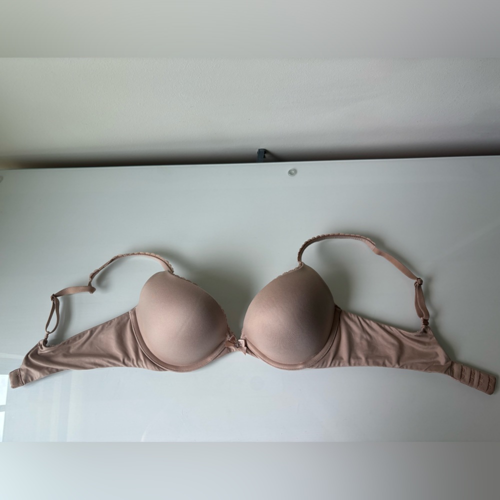 Victoria’s Secret Tan Body by Victoria Push Up 34C